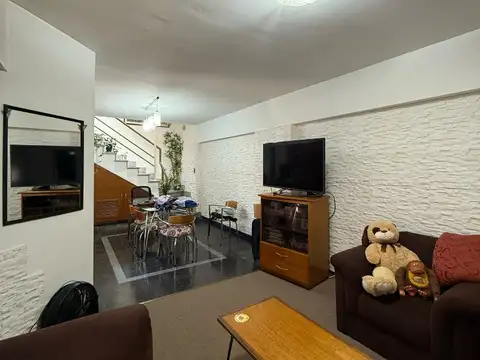 Aparicio Saravia 900, Piso 00