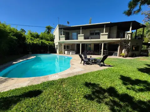 Casa en Venta de 9 dormitorios