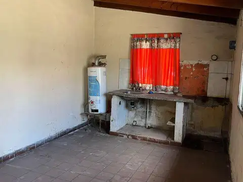 Galpón . | MALABIA 1985