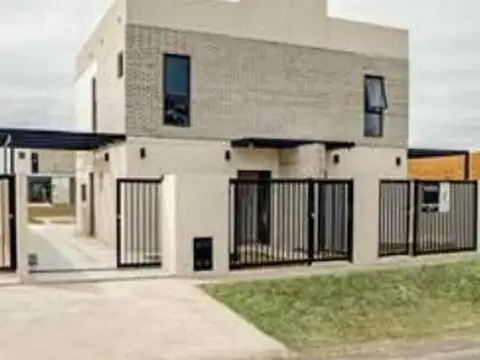 DUPLEX EN VENTA | FUNES NORTE
