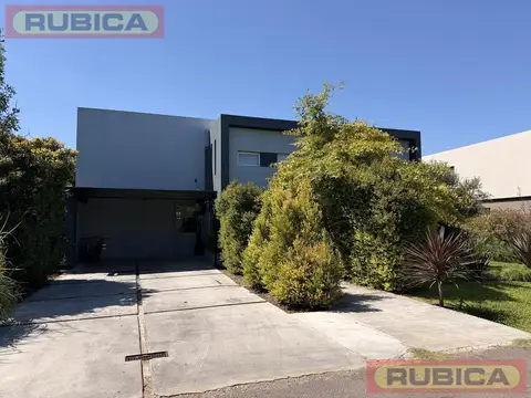 Casa en venta en La lomada de pilar