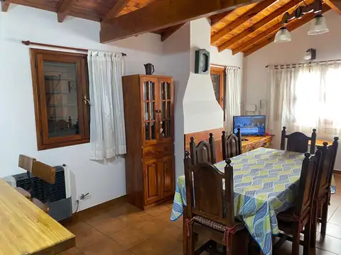 Casa 3 ambientes con 2 baños