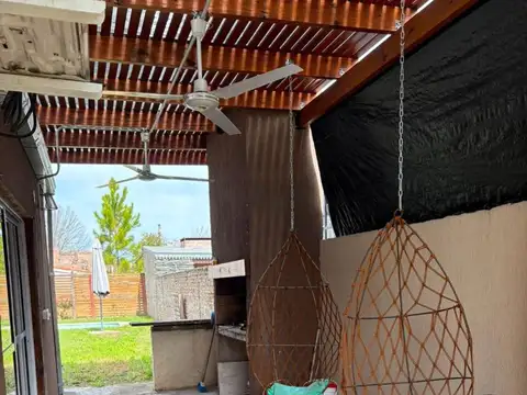 Casa en Alquiler en Barrio Don Quijote, $ 1.390.000