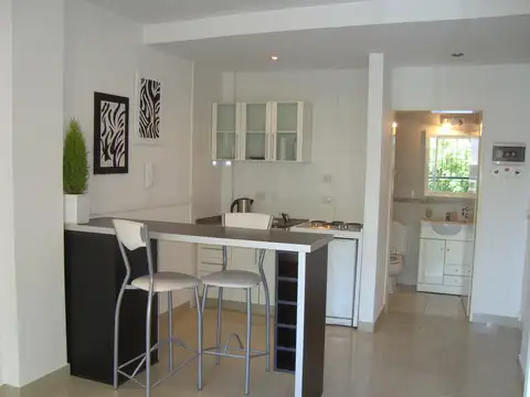 El Salvador 5400, Piso 2