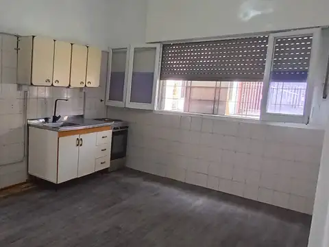 Depto Tipo Casa en Alquiler de 2 ambientes