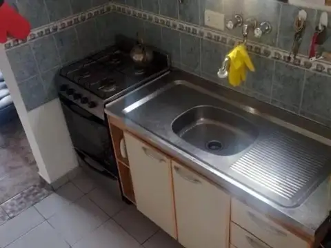 Departamento en Venta en Villa Luzuriaga, USD 65.000