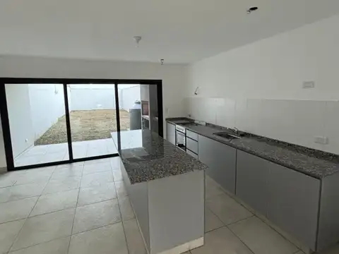 Dúplex en VENTA en Grand Bourg, Salta, Argentina 100