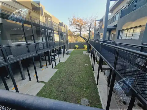 Departamento 4 ambientes con balcón Terraza