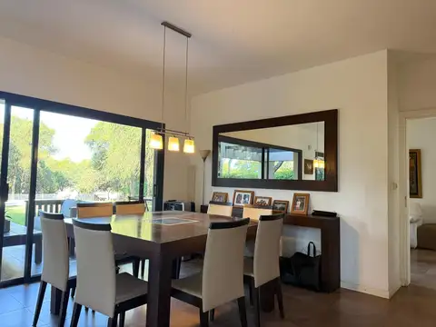 Casa en Venta en El Bosque, USD 610.000