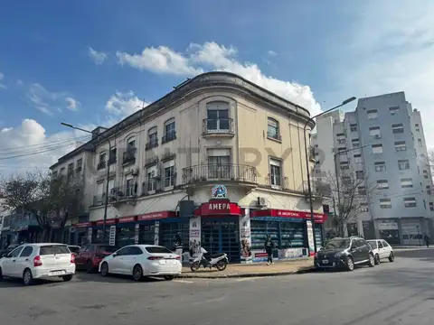 Venta Departamento 48 esquina 3