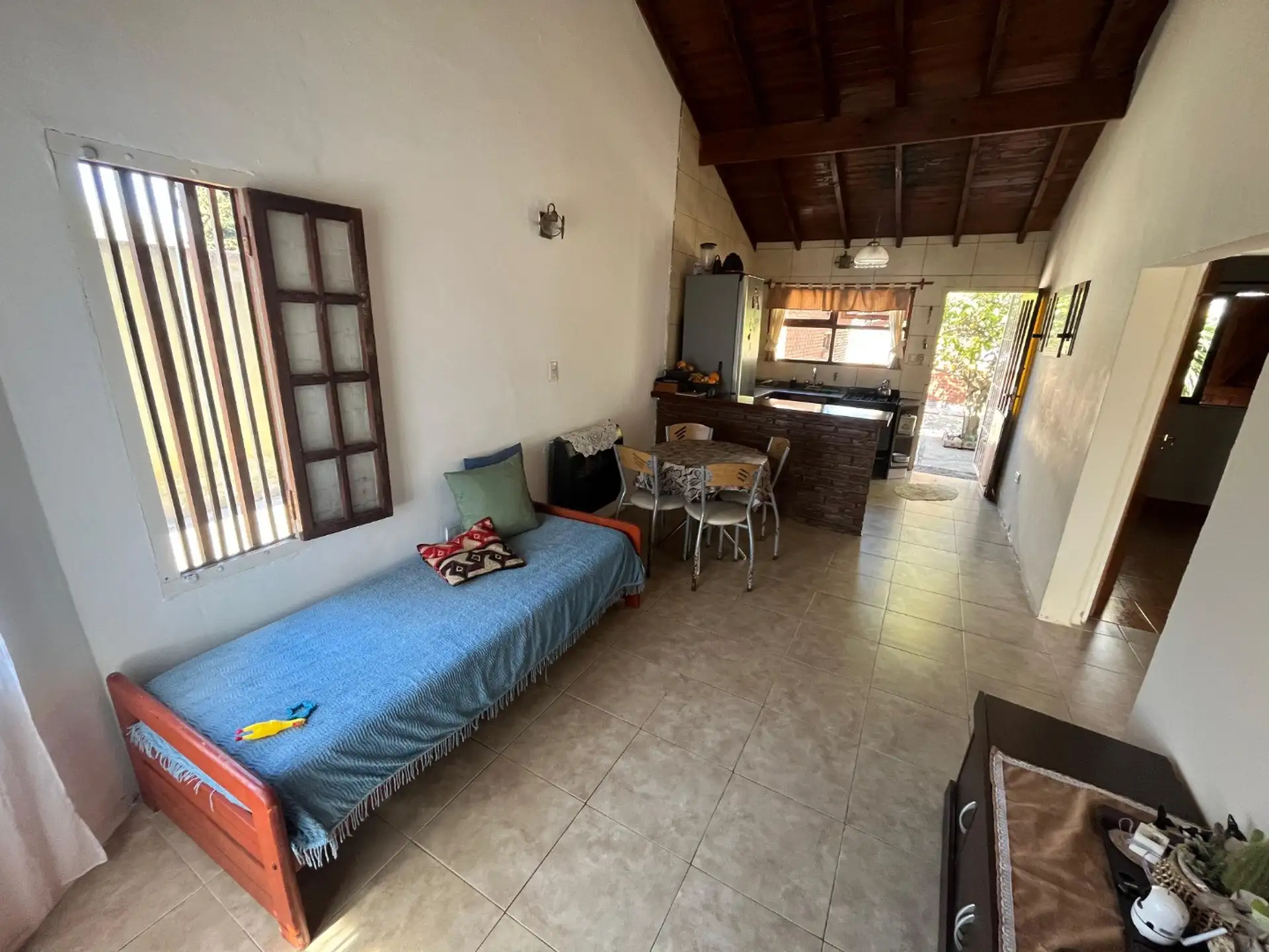 Chalet multifamiliar en lote propio barrio Faro