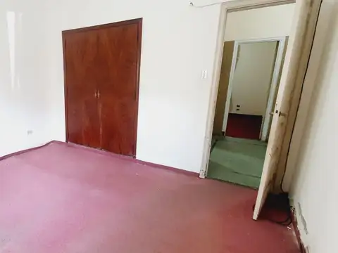 Depto Tipo Casa en Venta con 1 cocheras