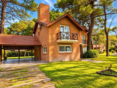 Casa en Venta de 5 dormitorios