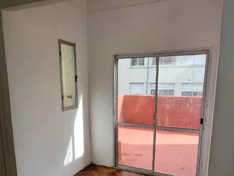 Departamento en Venta en Balvanera, USD 115.000