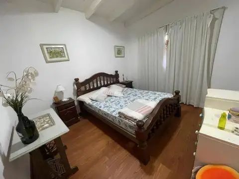 Venta amplia casa Pueblo Esther | Quincho y Pileta