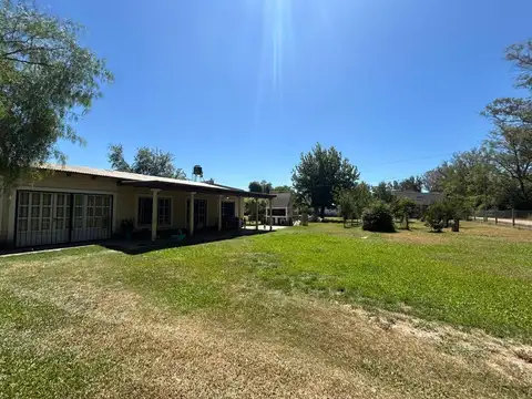 TERRENO CON CASA EN VENTA