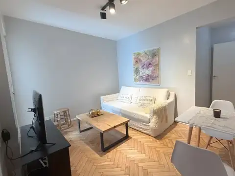 Se vende hermoso depto en Recoleta de 2 amb.