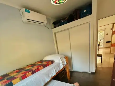 Casa en Los Molinos - 2 Dorm, 2 Baños, Galeria (130m2)