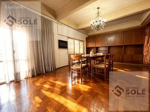 Departamento 8 ambientes con 3 baños