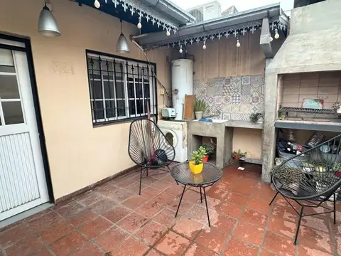 Depto Tipo Casa en Venta de 2 ambientes