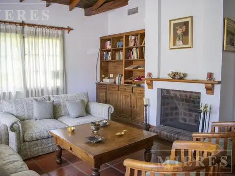 Casa 6 ambientes con 3 baños