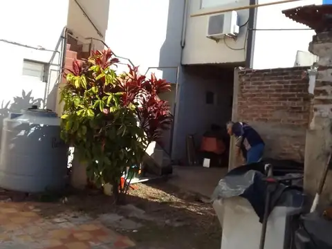 Alvear 1600