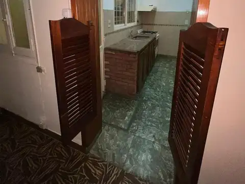 ALQUILER CASA DE PASILLO 2 DORMITORIOS MÁS COMODÍN ECHESORTU