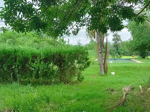 Venta de 2 hectareas,esquina 90x240. Casa, galpón y pileta.