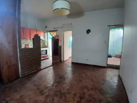 Depto Tipo Casa 2 ambientes con 1 baño