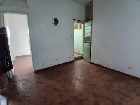 Depto Tipo Casa en Venta 40 años