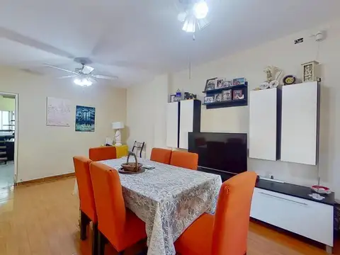 Depto Tipo Casa en Venta con 1 cocheras