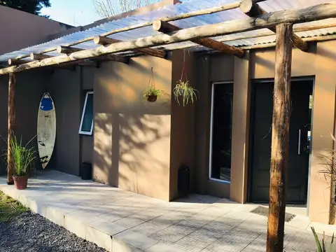Casa en Alquiler Temporal con 2 cocheras