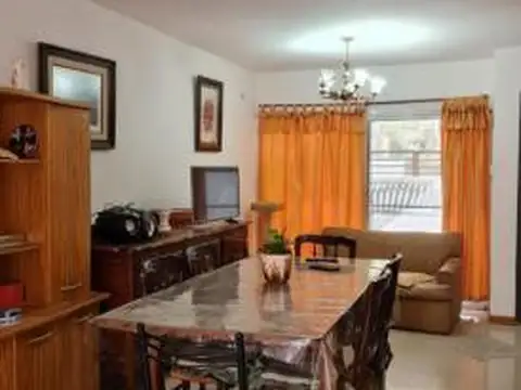 Departamento en venta en zona centro Marcos paz