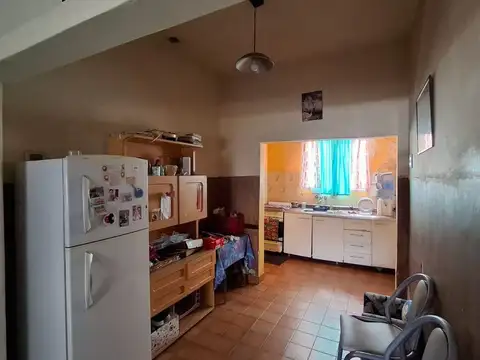 VENTA CASA 3 AMB COCHERA QUILMES