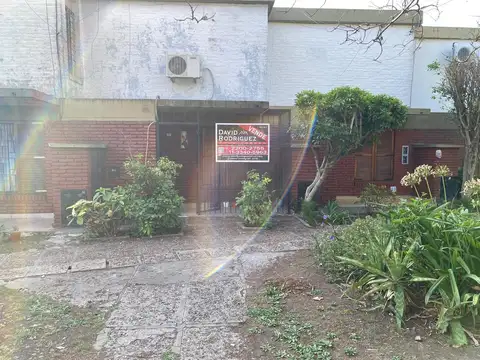 DUPLEX DE 3 AMBIENTES EN VENTA - MORON SUR