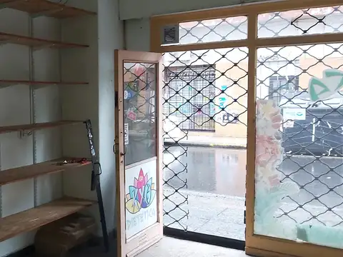 Local en Alquiler 70 años