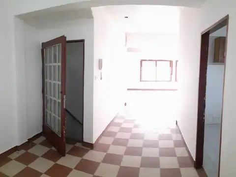 Depto Tipo Casa en Alquiler de 3 dormitorios