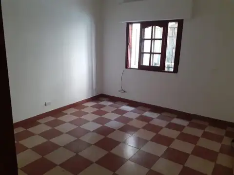 Depto Tipo Casa en Alquiler 70 años