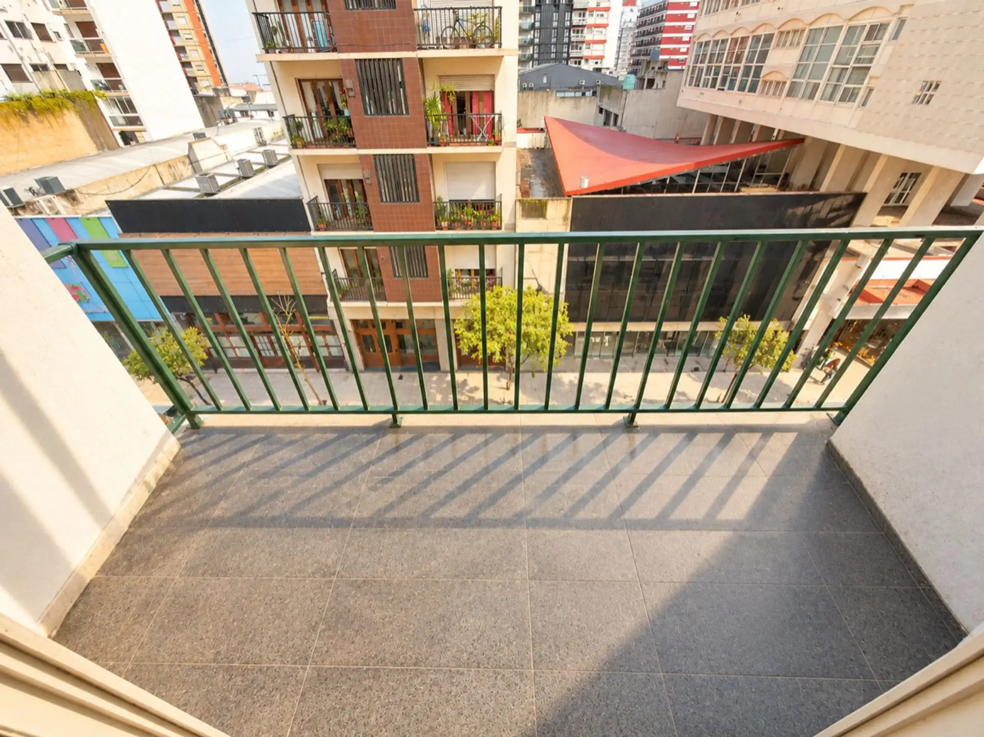 venta semi piso 4 ambientes al frente con balcon