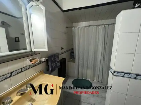 Casa 4 ambientes con 1 baño