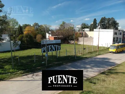 Excelente esquina para desarrollo comercial en Canning Esteban Echeverría