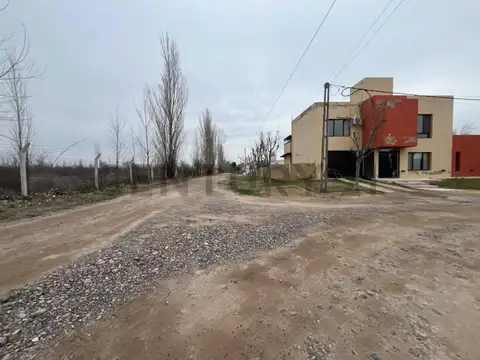 Venta de Terreno en Barrio Privado Don Emilio
