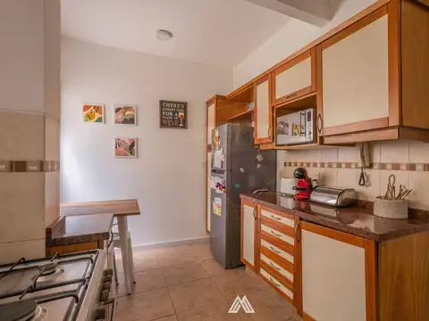 Departamento 4 ambientes con 2 baños
