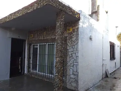 Casa Chalet  en Venta en Ciudad del Libertador, San Martin, G.B.A. Zona Norte