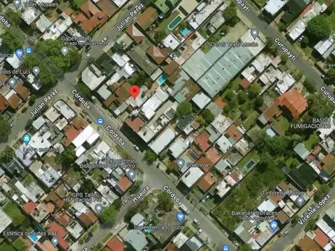 Córdoba e/ Pérez y López