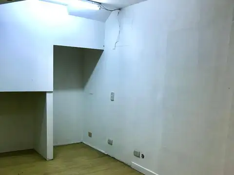 Local en Venta en Flores, USD 35.000