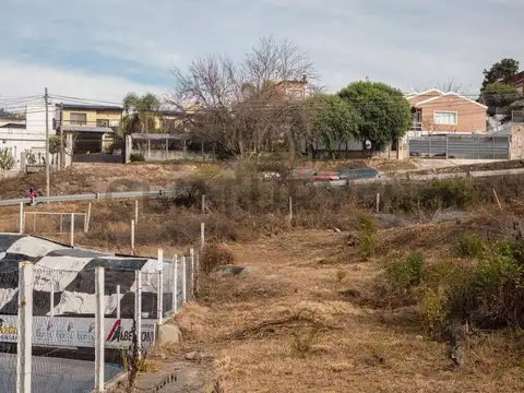 Terreno en Venta en Villa Del Lago, USD 275.000