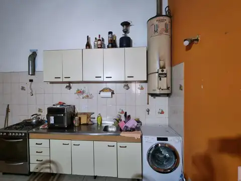 Casa 4 ambientes con 1 baño