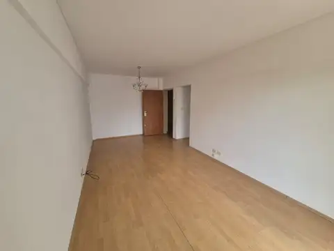 Departamento en Alquiler en Villa Ballester, $ 2.100.000