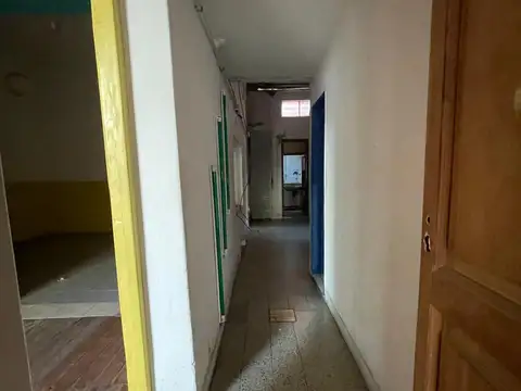 Local en Alquiler Via Púb.